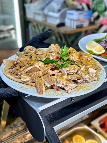Classic portion of söğüş